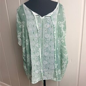 Cal Style USA Green Floral Gauze Blouse Small Boho Lace Print Split Neck Top